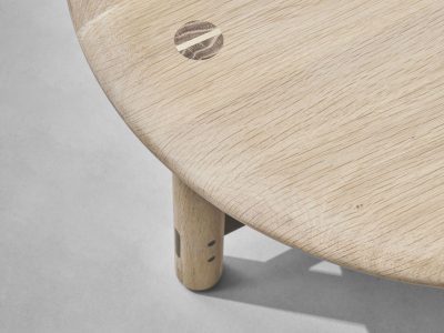 STILT COFFEE TABLE ROUND LARGE RAW OAK