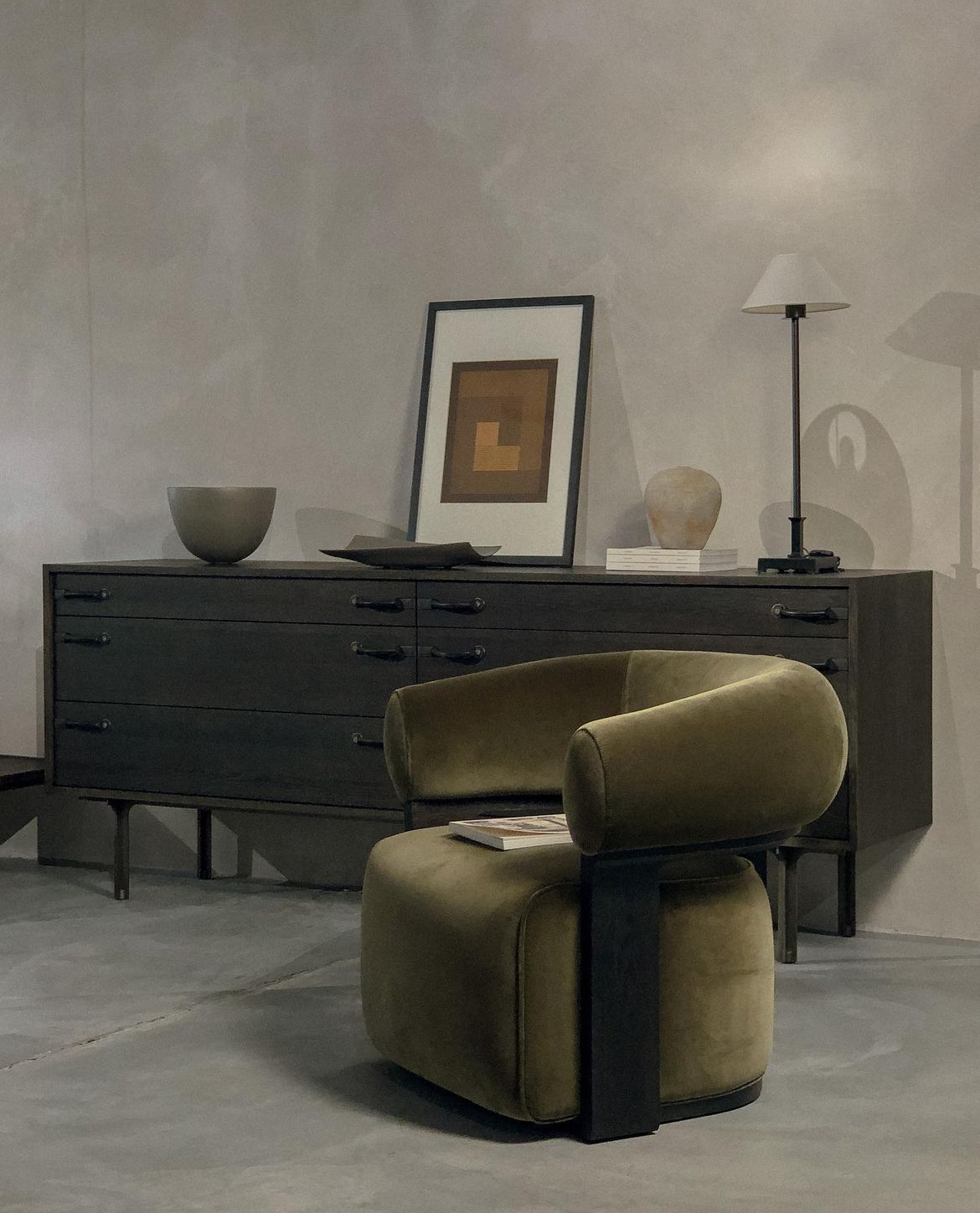 Lola Collection District Eight