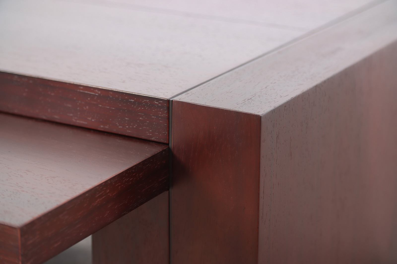 Limen night table