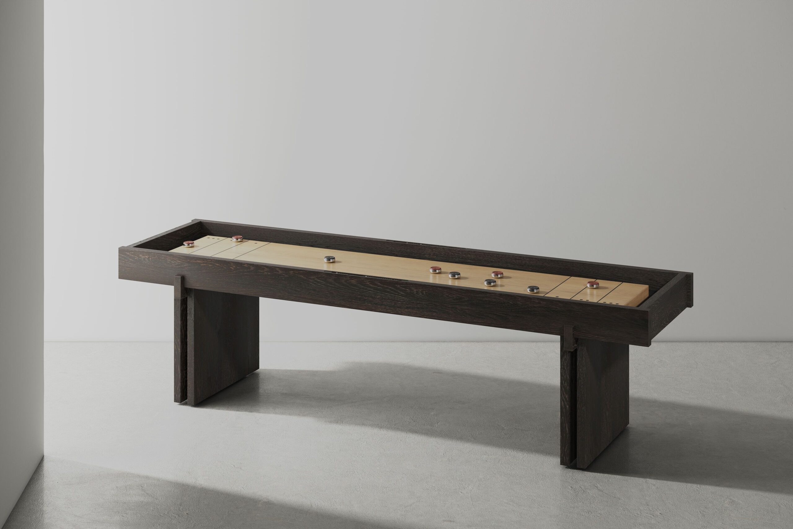 Dinh Shuffleboard table Dark seared Oak