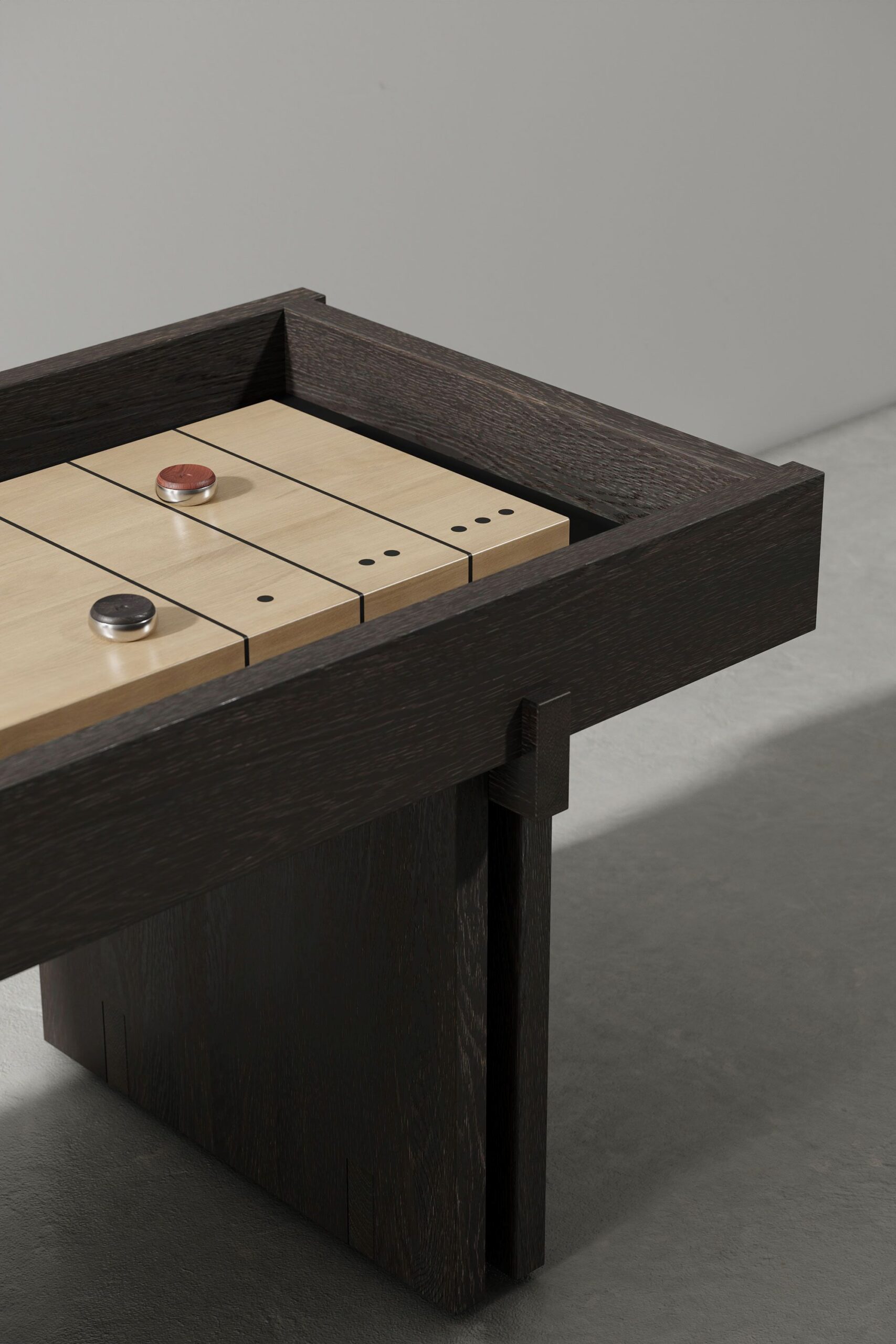 Dinh Shuffleboard table Dark seared Oak