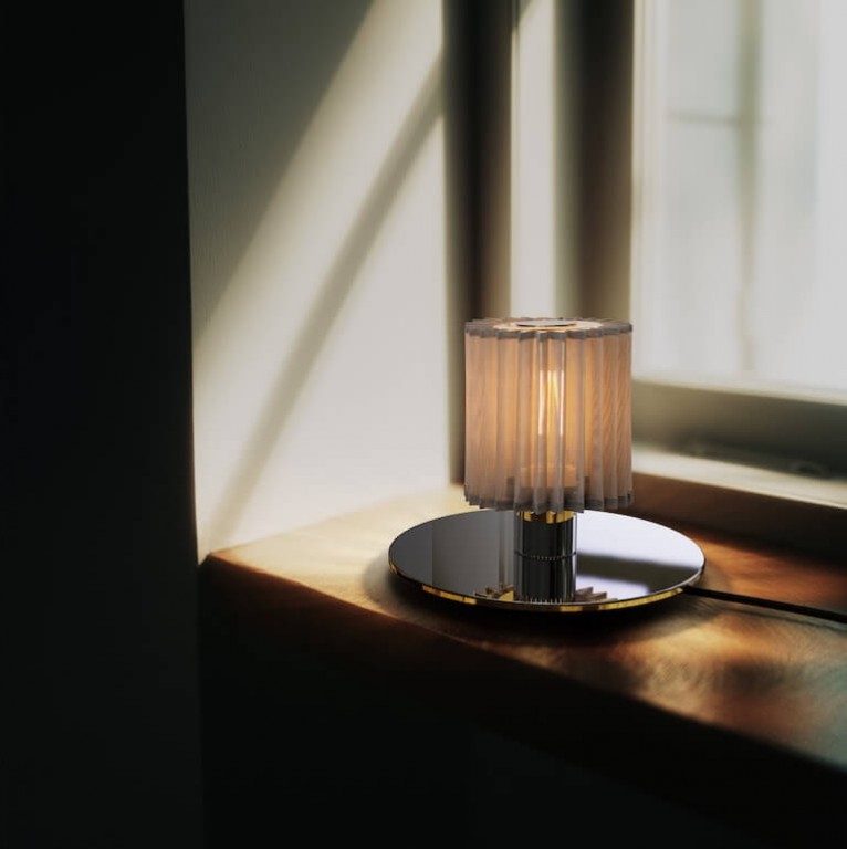 In the sun table lamp 220