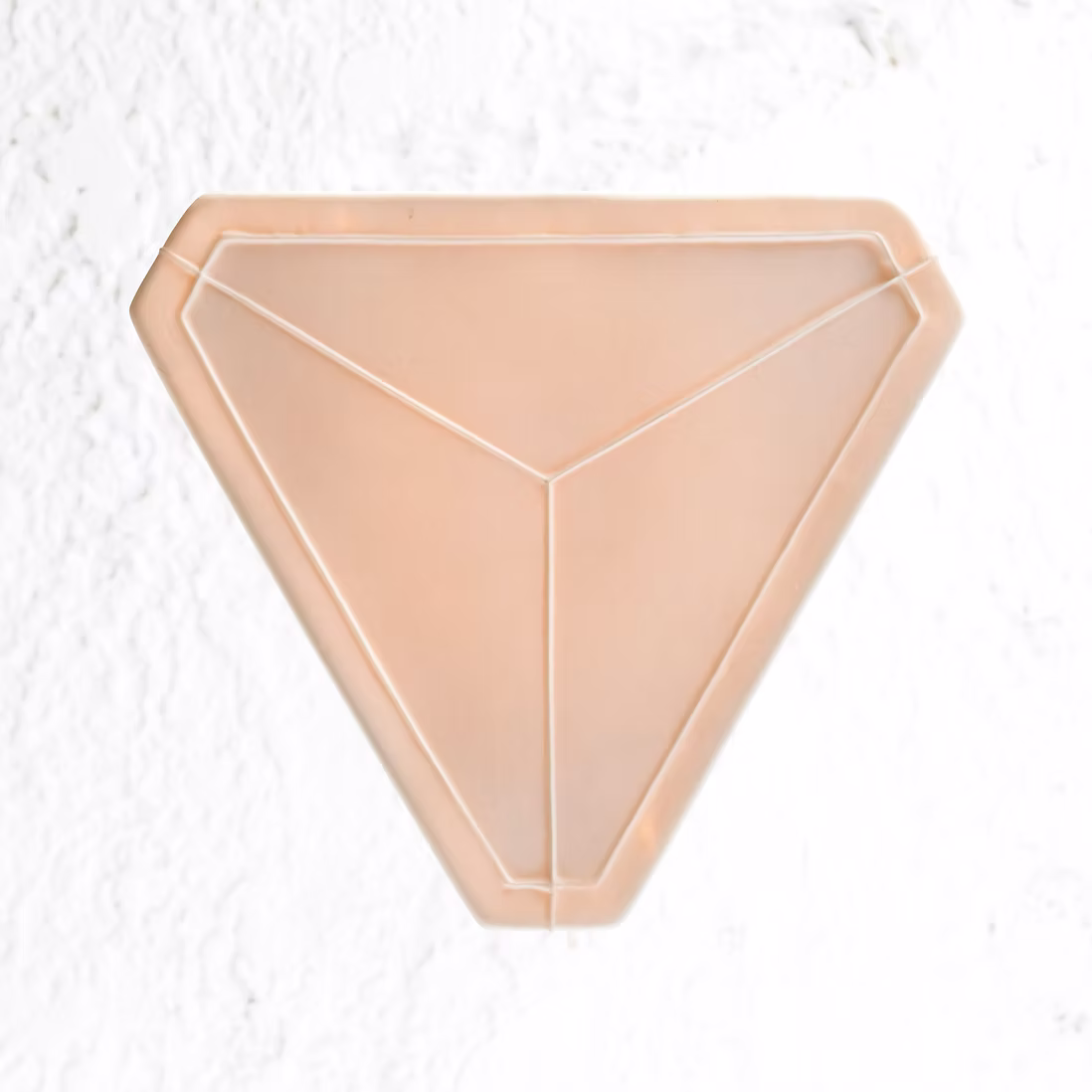 Triangle lamp close