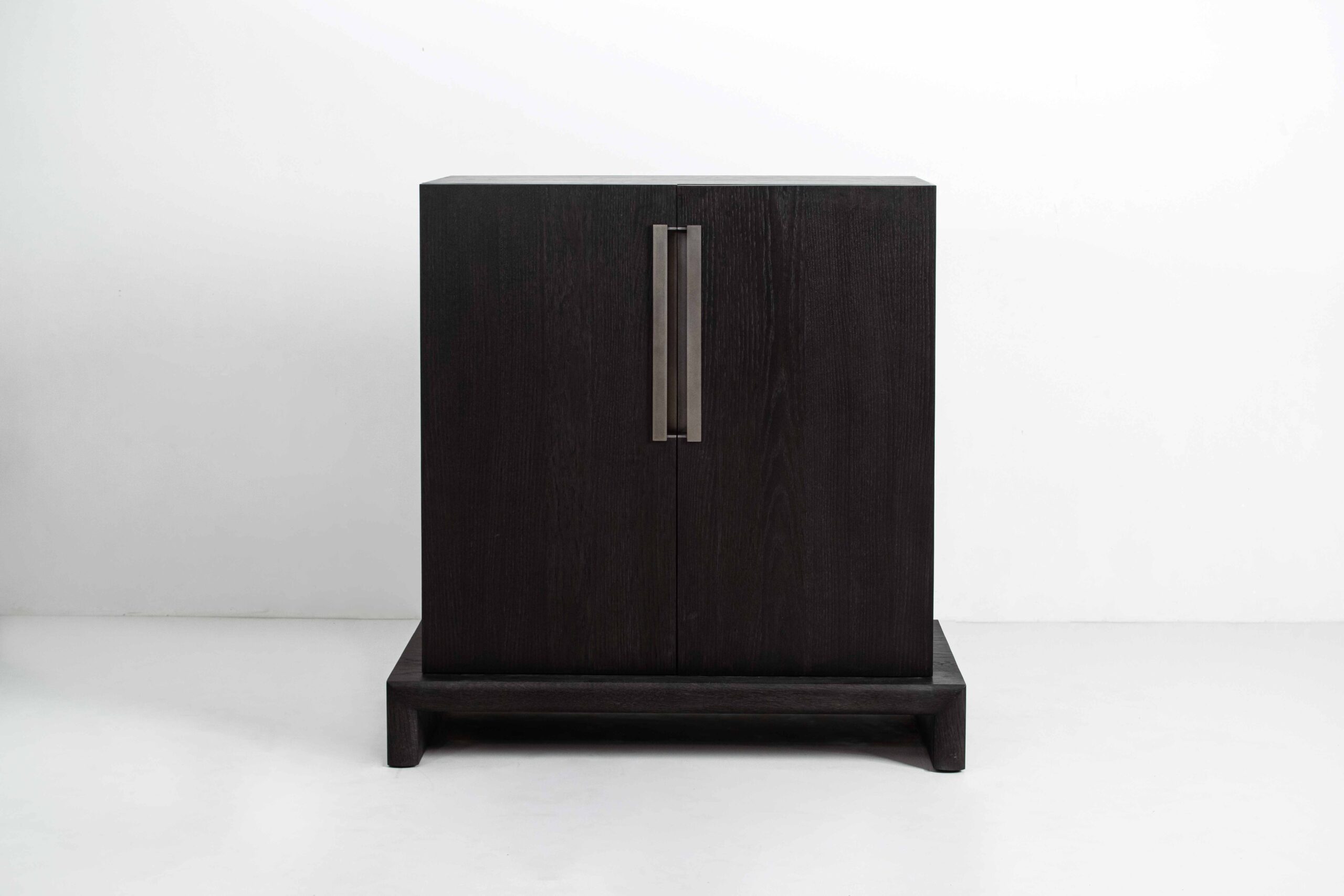 Dunke Design NEN SIDEBOARD_EBONIZED_ANTIQUE NICKLE1 Nen Sideboard Ebonized Oak