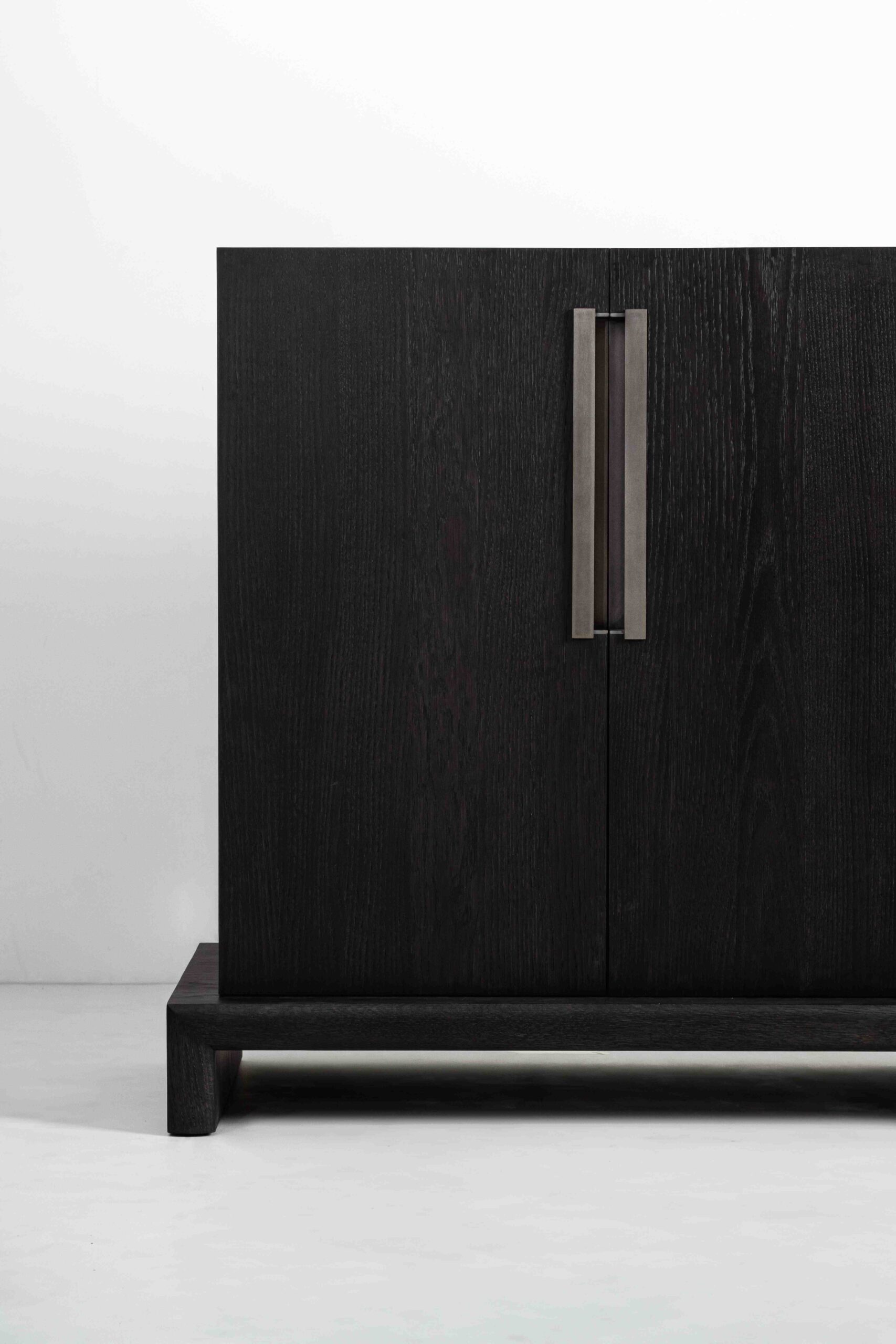 Dunke Design NEN SIDEBOARD_EBONIZED_ANTIQUE NICKLE2 Nen Sideboard Ebonized Oak